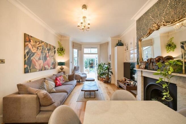 1403942-20-69736c...