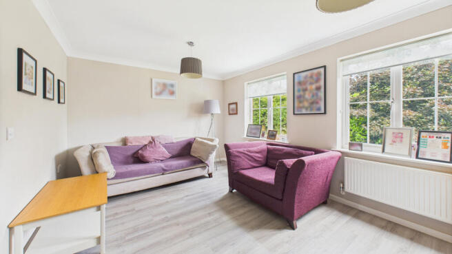 CAM04968G0-PR0050-STILL014