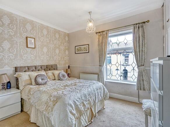 bed 1