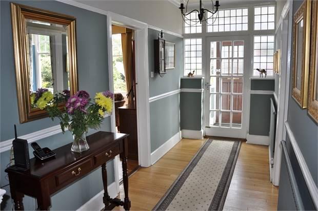 Entrance Porch