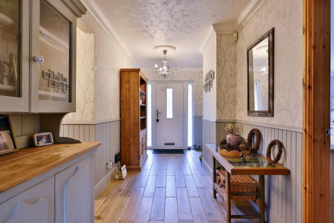 3 bed Detached Bungalow for sale Image 7