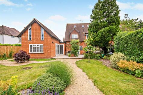 Battery End, Newbury, Berkshire, RG14