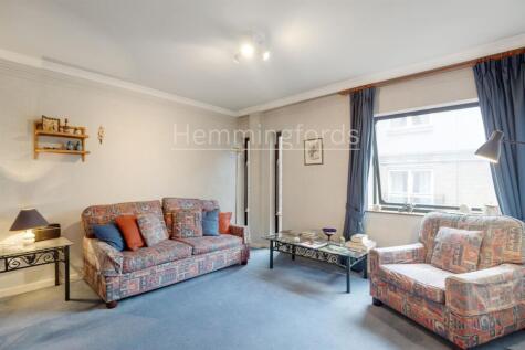 Upper Thames Street, London