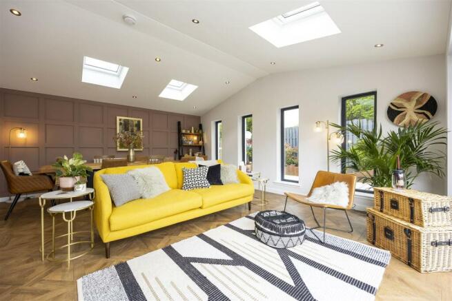 33_CLADDENS_PLACE_LENZIE_018.JPG