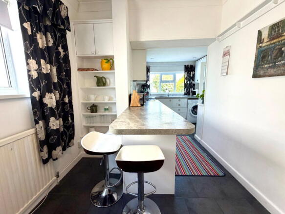 2 bed Detached Bungalow for sale Image 6