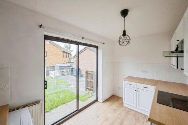 2 bed Semi-Detached for sale Image 4
