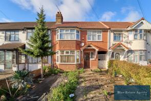 125, Ash Grove, Hounslow TW5 9DX