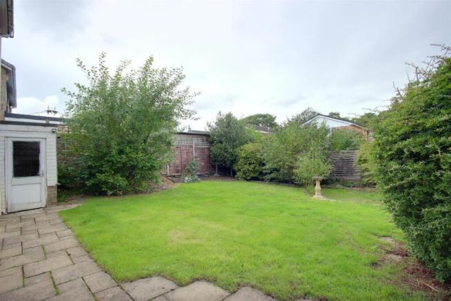 4 bed Detached for sale Image 10