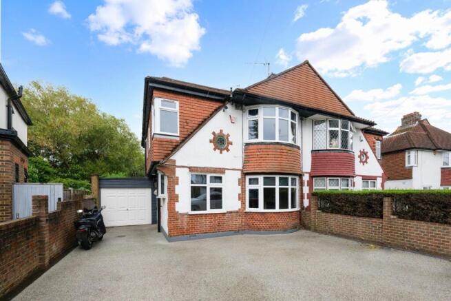 BURNHAM DRIVE, (14).jpg