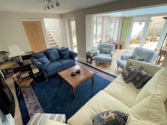 Lounge Area/Garden Room