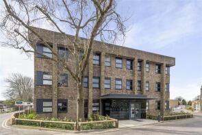 38, Dolphin Bridge House, Rockingham Road, Uxbridge UB8 2FE