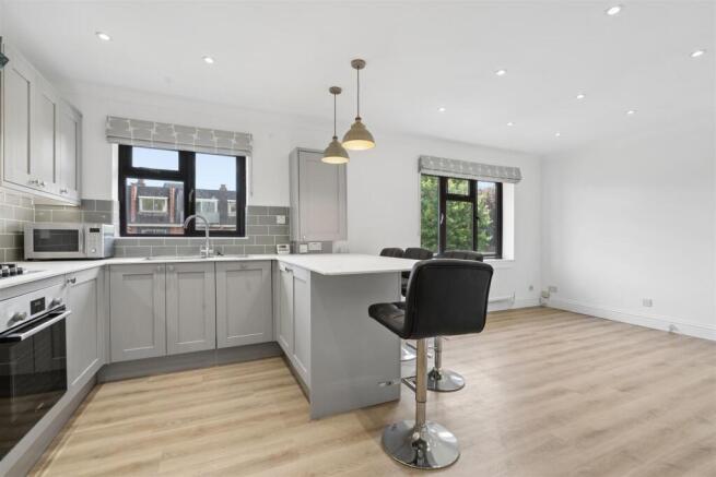 8 Lelliot Court, 2a Edge Hill, Wimbledon, SW19 4LP