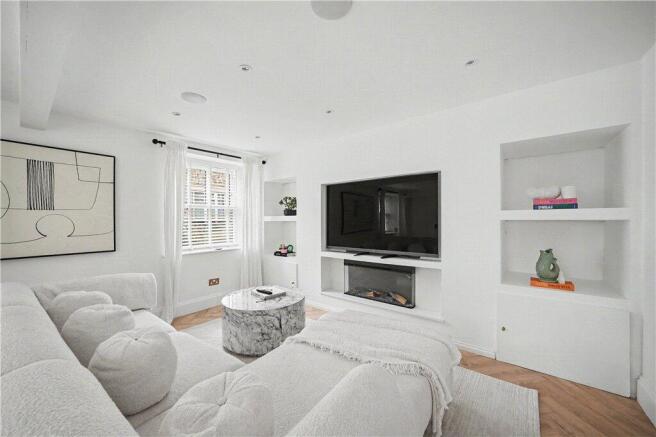 2 bed Semi-Detached for sale Image 11