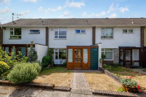 Hanover Close, Kew, Richmond, Surrey TW9
