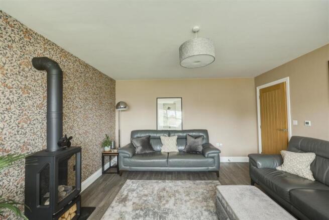 2 Ullesby Gardens