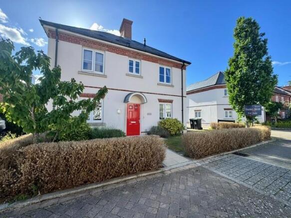 rushton cres front shot new pic.jpg