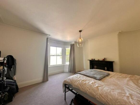 3 bed Terraced to rent Image 7