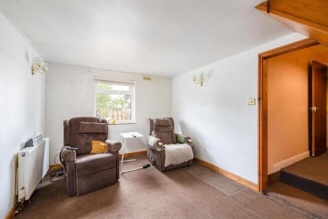 4 bed House for sale Image 7
