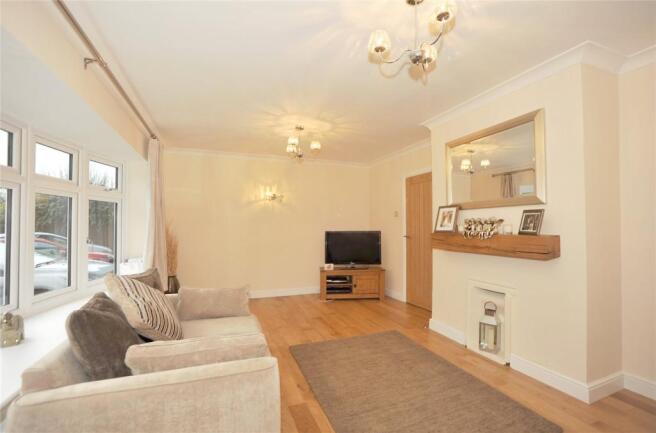 Lounge - View 2