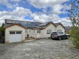 30 Bleaklow, Simmondley New Road, Simmondley, Glossop SK13 6LP