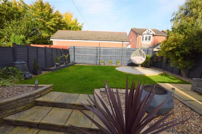 GARDEN VIEW 2