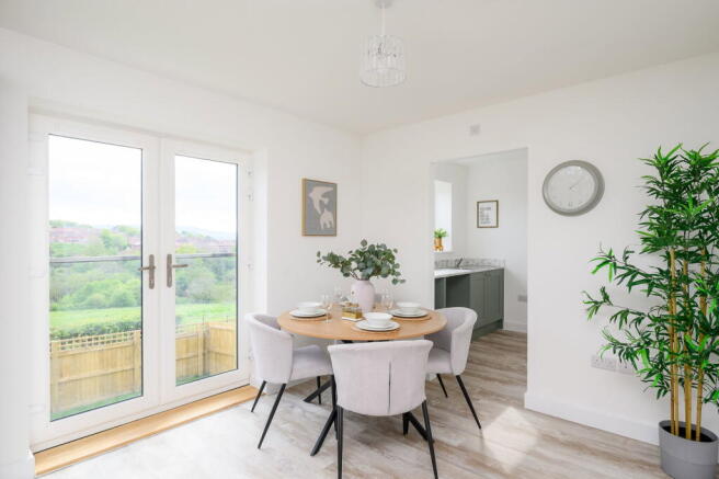 4 bed Detached for sale Image 7