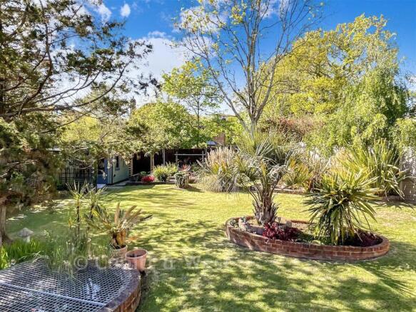 Garden 4.