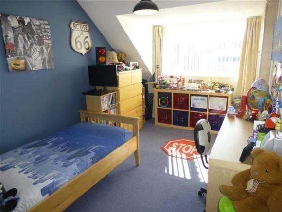 Photo 8