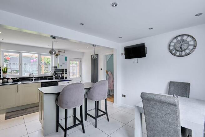 Kitchen/Dining Room