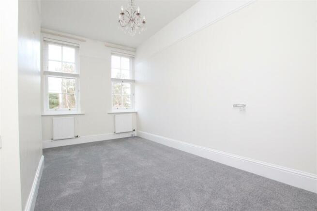 Bedroom 1.JPG