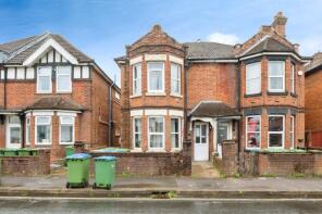 Flat 2, 64, Bitterne Road West, Southampton SO18 1AP