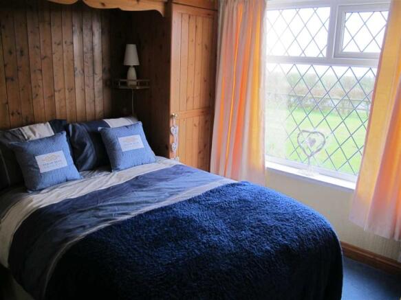 Bedroom (front)