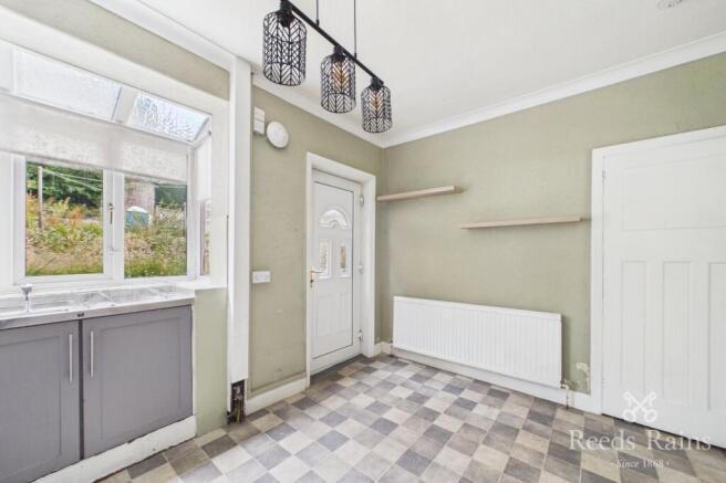 3 bed Terraced for sale Image 5
