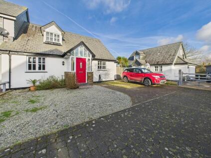 Ashbury Grove, Week St. Mary