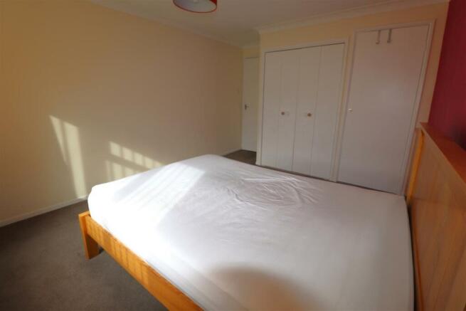 Bed 1 (1).JPG