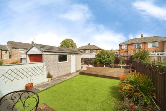 3 bed Semi-Detached for sale Image 4