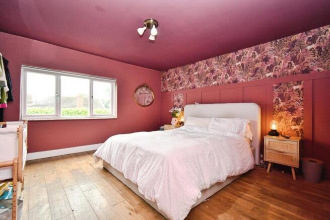 2 bed Terraced for sale Image 6