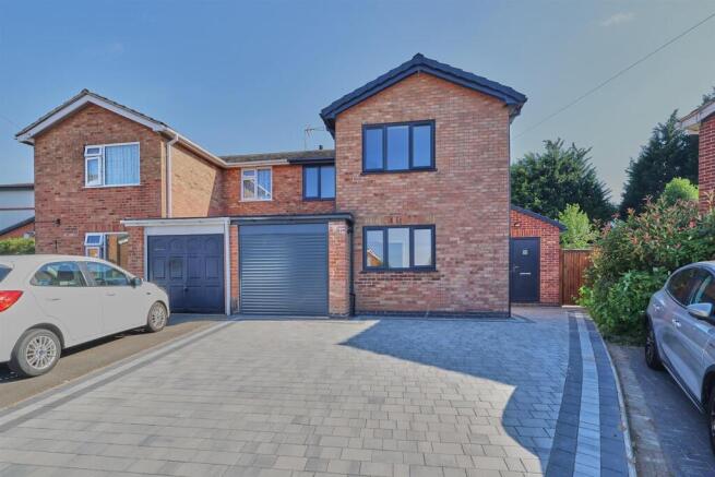 Charnwood Close_21.jpg