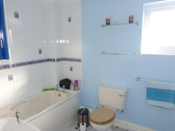 Photo 16