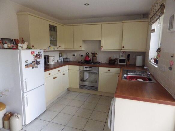 Kitchen/breakf...