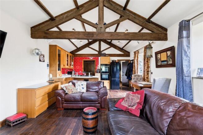 1 bed Detached for sale Image 5