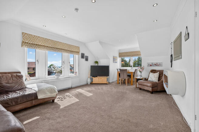 Flat 11 Castle Gate, 12, Skelmorlie Castle Road, Skelmorlie PA17 5AH photo 4