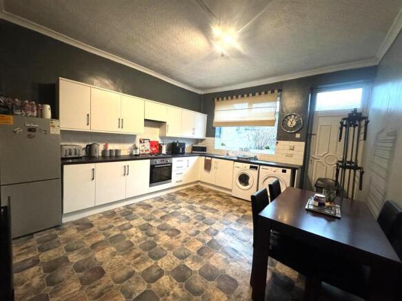 WhatsApp Image 2025-12-16 at 13.48.18 (1).jpeg