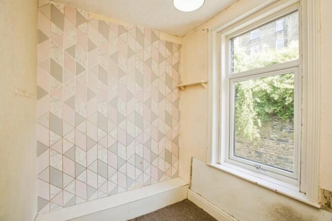 2 bed Terraced for sale Image 9