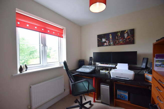 Photo 12