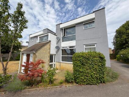 Parkfields, Chippenham