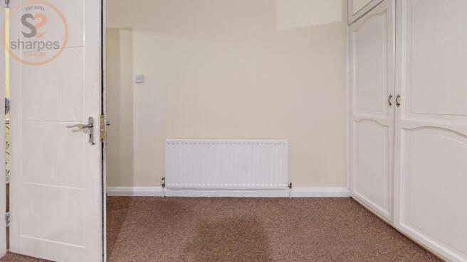 172-Beddington-Lane-Bedroom 1