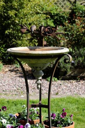 060 Gardens.JPG
