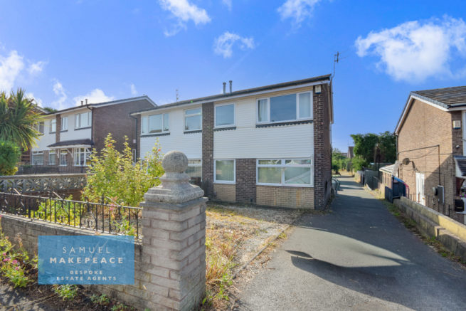 Three Bedroom Semi Detached Property with Conserv