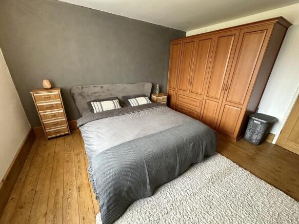 3 bed Detached Bungalow for sale Image 8